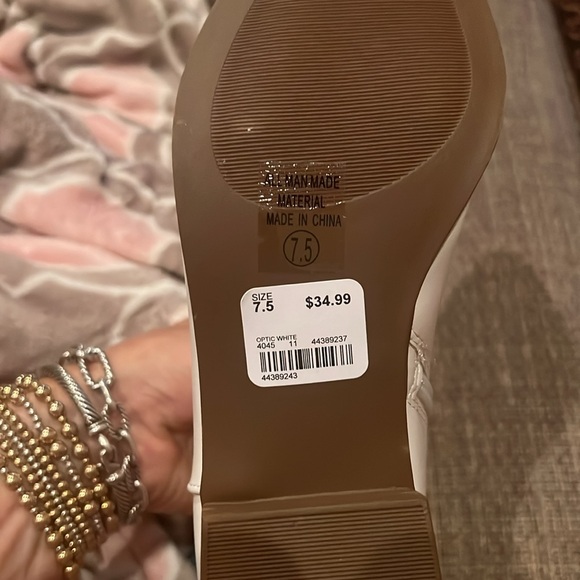 Brand new never worn - Picture 2 of 3